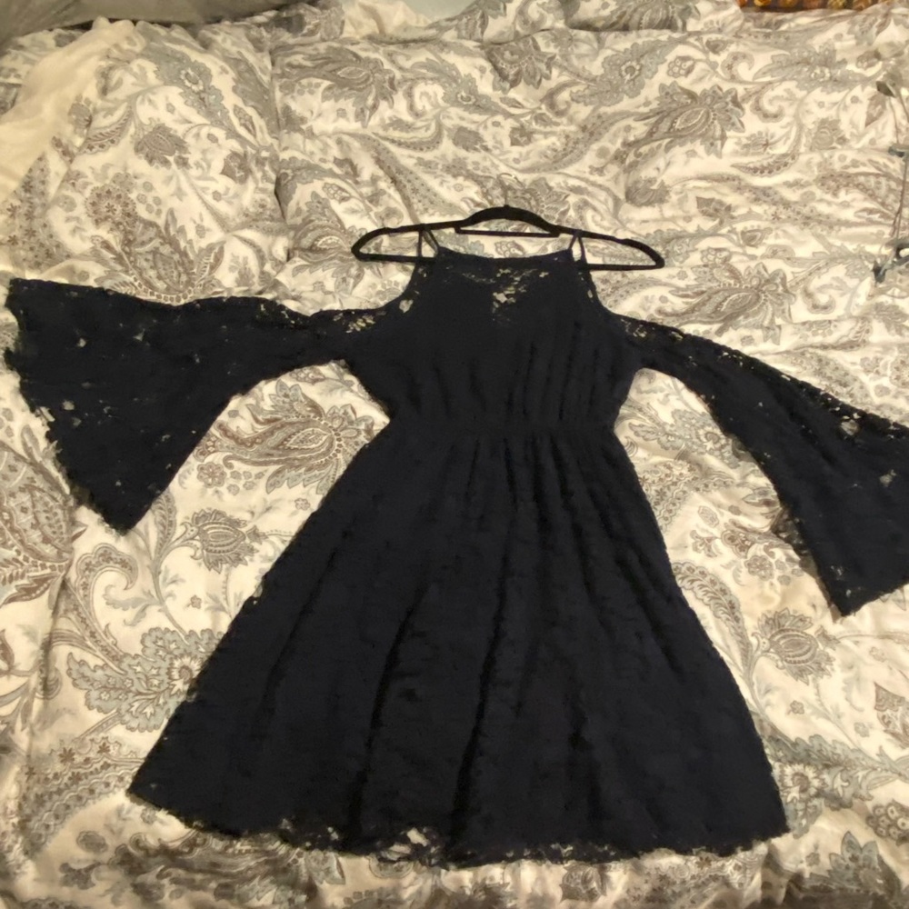 Abercrombie Navy lace dress, open shoulders
